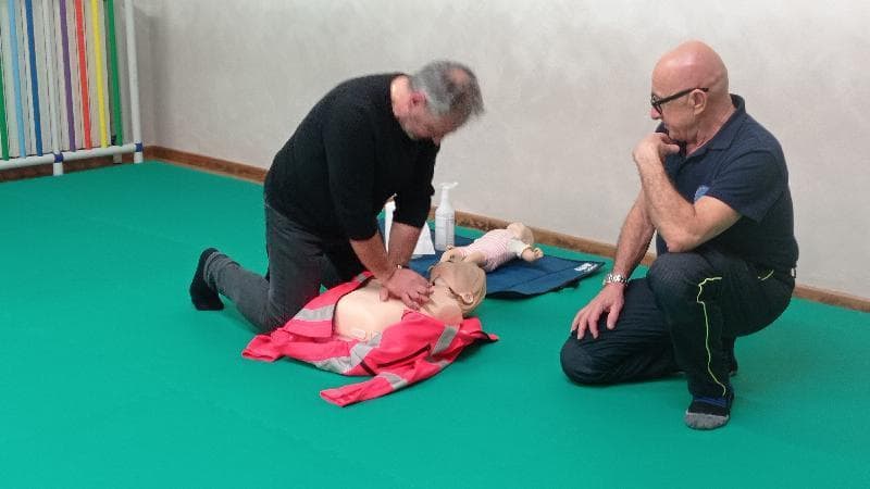 Corso DAE 2024 - Foto 7