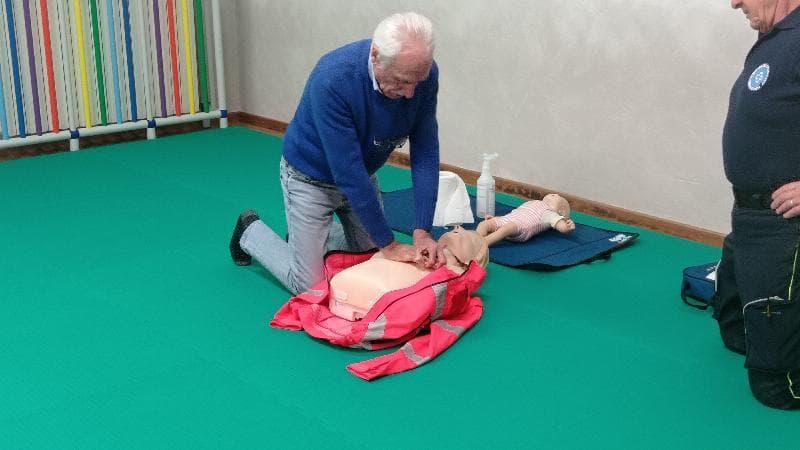 Corso DAE 2024 - Foto 13